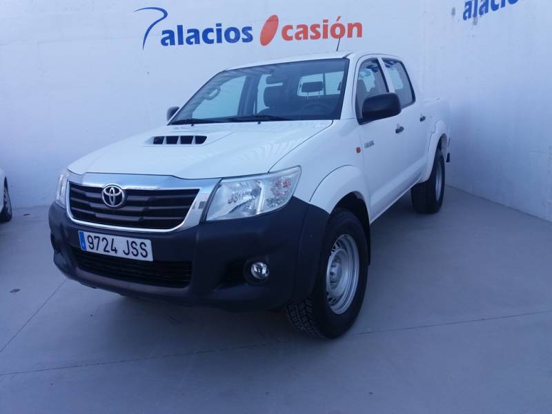 Toyota Hilux 2.5 D-4D Doble Cabina 4x4 Aire acond. GX Toyota Hilux 2.5 D-4D Doble Cabina 4x4 Aire acond. GX