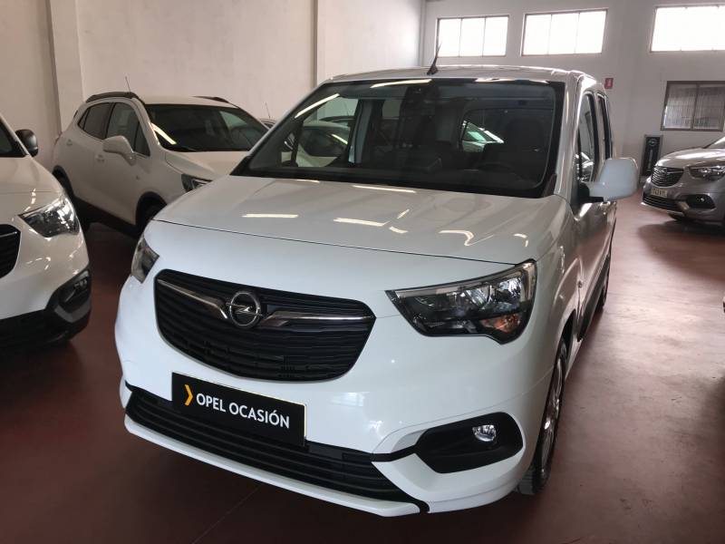 Opel Combo Life 1.5 TD 75kW (100CV) S/S L Selective Opel Combo Life 1.5 TD 75kW (100CV) S/S L Selective