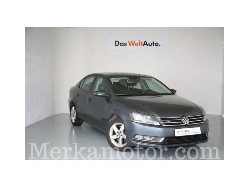 Volkswagen Passat 2.0 TDI 140cv Tech Edition BlueMotion Volkswagen Passat 2.0 TDI 140cv Tech Edition BlueMotion