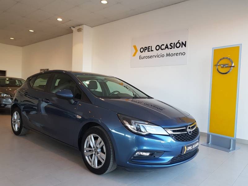 Opel Astra 1.6 CDTi 81kW (110CV) Selective Opel Astra 1.6 CDTi 81kW (110CV) Selective