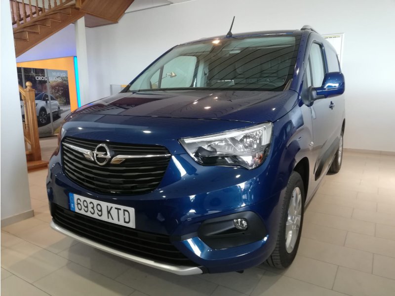 Opel Combo 1.6D 100CV MT5 CARGO SPORTIVE Opel Combo 1.6D 100CV MT5 CARGO SPORTIVE