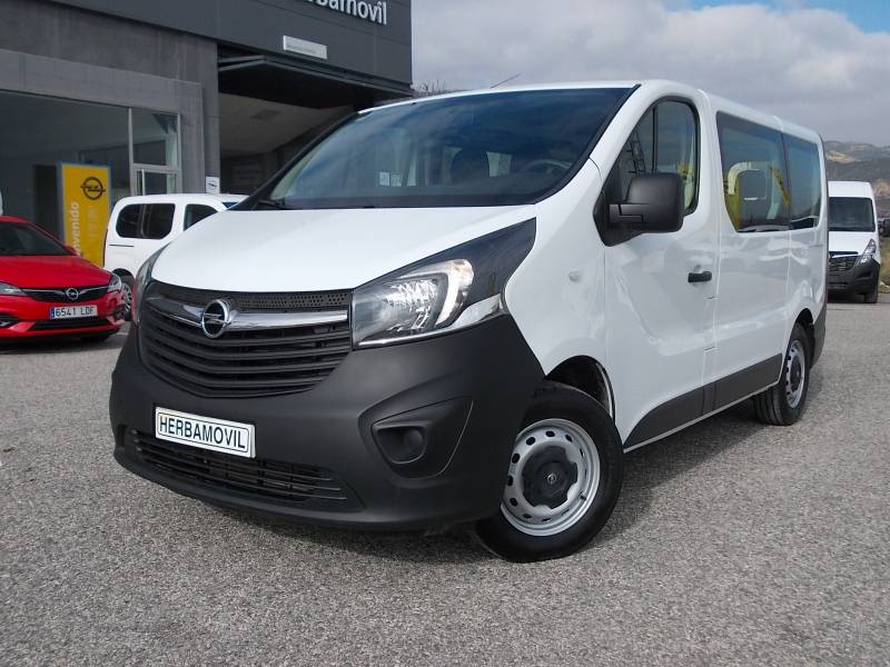 Opel Vivaro 1.6 CDTI S/S 125 CV L1 2.9t Combi 9 Selective Opel Vivaro 1.6 CDTI S/S 125 CV L1 2.9t Combi 9 Selective