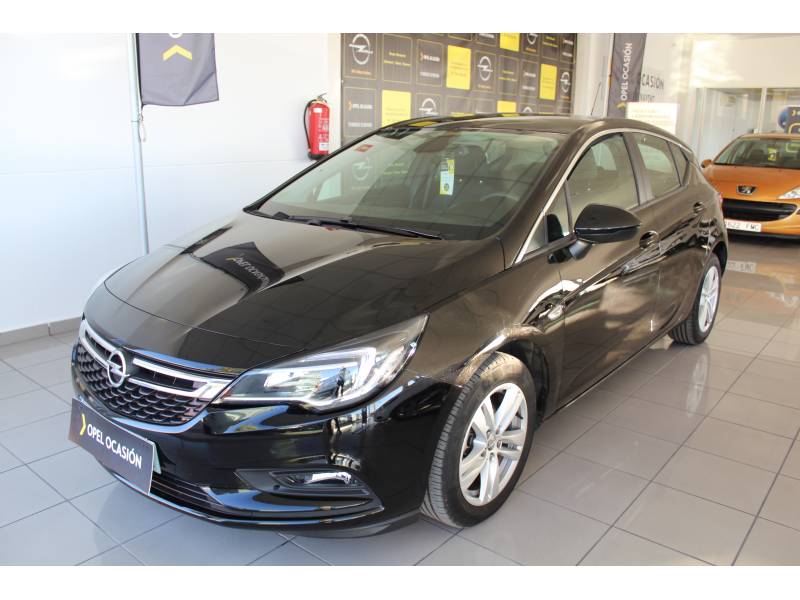 Opel Astra 1.6 CDTi 81kW (110CV) Selective Opel Astra 1.6 CDTi 81kW (110CV) Selective