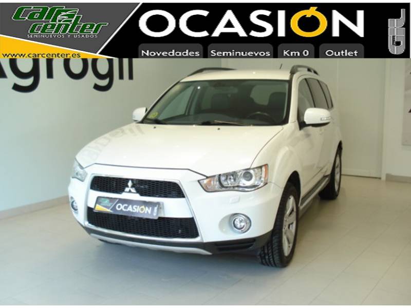 Mitsubishi Outlander 220 DI-D 2WD 177 CV 7 PZ Motion Mitsubishi Outlander 220 DI-D 2WD 177 CV 7 PZ Motion