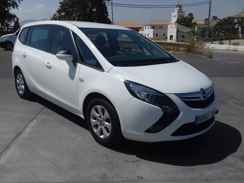 Opel Zafira Tourer 1.6 CDTi S/S 120 CV Expression Opel Zafira Tourer 1.6 CDTi S/S 120 CV Expression