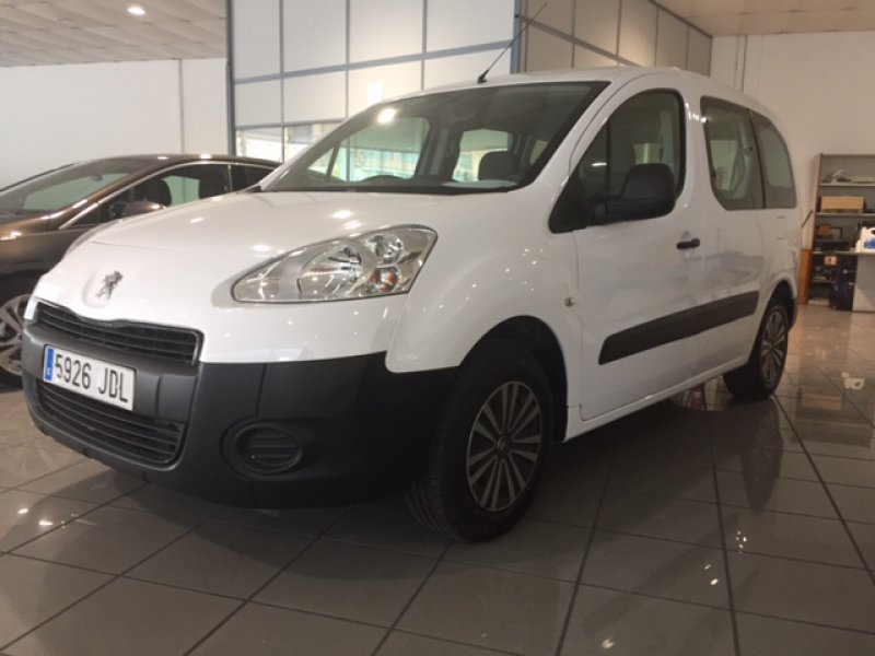 Peugeot Partner Tepee 1.6i 16v 98cv Access Peugeot Partner Tepee 1.6i 16v 98cv Access