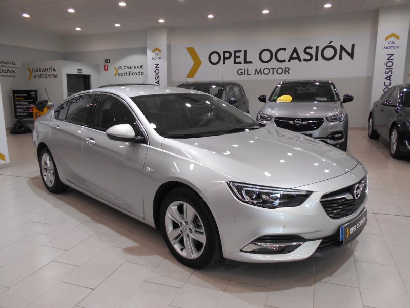 Opel Insignia 1.6 CDTi 100kW S&S TURBO D Excellence Opel Insignia 1.6 CDTi 100kW S&S TURBO D Excellence