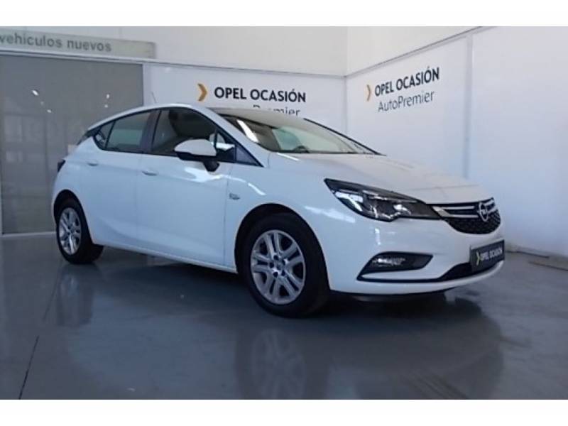 Opel Astra 1.6 CDTi 110 CV Selective Opel Astra 1.6 CDTi 110 CV Selective