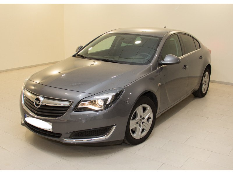 Opel Insignia 1.6 CDTI 136 CV Auto Selective Opel Insignia 1.6 CDTI 136 CV Auto Selective