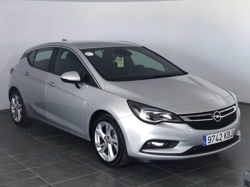 Opel Astra 1.6 CDTi 81kW (110CV) Dynamic Opel Astra 1.6 CDTi 81kW (110CV) Dynamic
