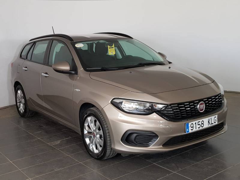 Fiat Tipo 1.4 T-Jet 16v 88kW (120CV) Lounge Plus Lounge PLus Fiat Tipo 1.4 T-Jet 16v 88kW (120CV) Lounge Plus Lounge PLus