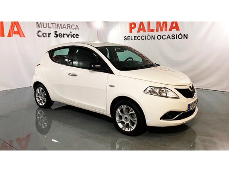 Lancia Ypsilon 0.9 85CV YWINAIR GOLD AUT. YWINAIR GOLD AUT. Lancia Ypsilon 0.9 85CV YWINAIR GOLD AUT. YWINAIR GOLD AUT.