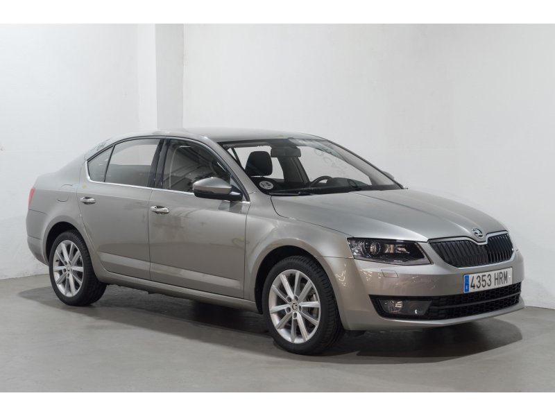 Skoda Octavia 1.4 TSI 140cv Elegance Skoda Octavia 1.4 TSI 140cv Elegance