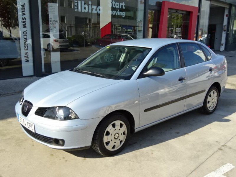SEAT Córdoba 1.9 TDI 100 CV SIGNA Signa SEAT Córdoba 1.9 TDI 100 CV SIGNA Signa