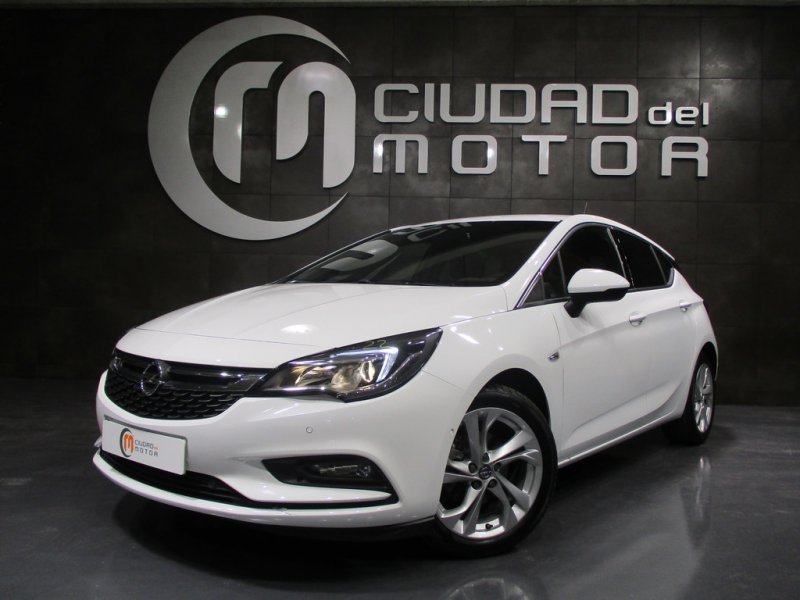 Opel Astra 1.6 CDTi 81kW (110CV) Dynamic Opel Astra 1.6 CDTi 81kW (110CV) Dynamic