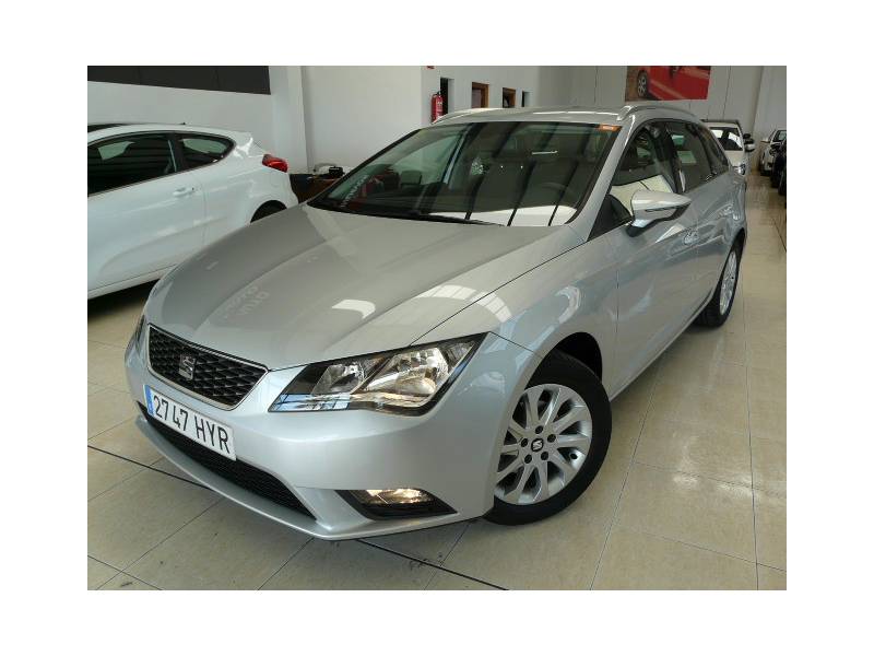 SEAT León ST 1.6 TDI 105cv Style SEAT León ST 1.6 TDI 105cv Style