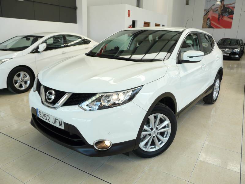 Nissan Qashqai 1.5 dCi 4x2 ACENTA Nissan Qashqai 1.5 dCi 4x2 ACENTA