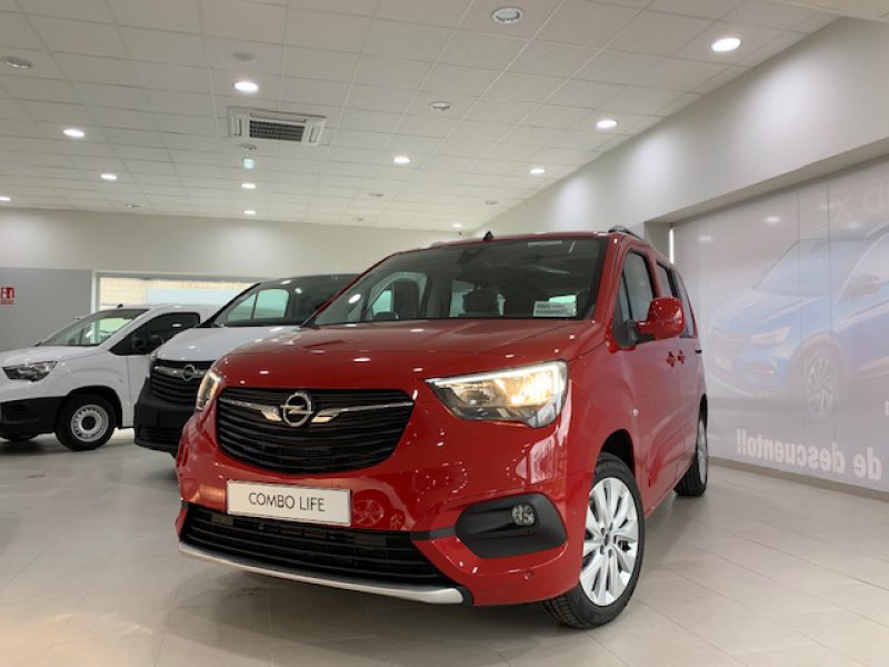 Opel Combo Life 1.5 TD 75kW (100CV) S/S L Innovation Opel Combo Life 1.5 TD 75kW (100CV) S/S L Innovation