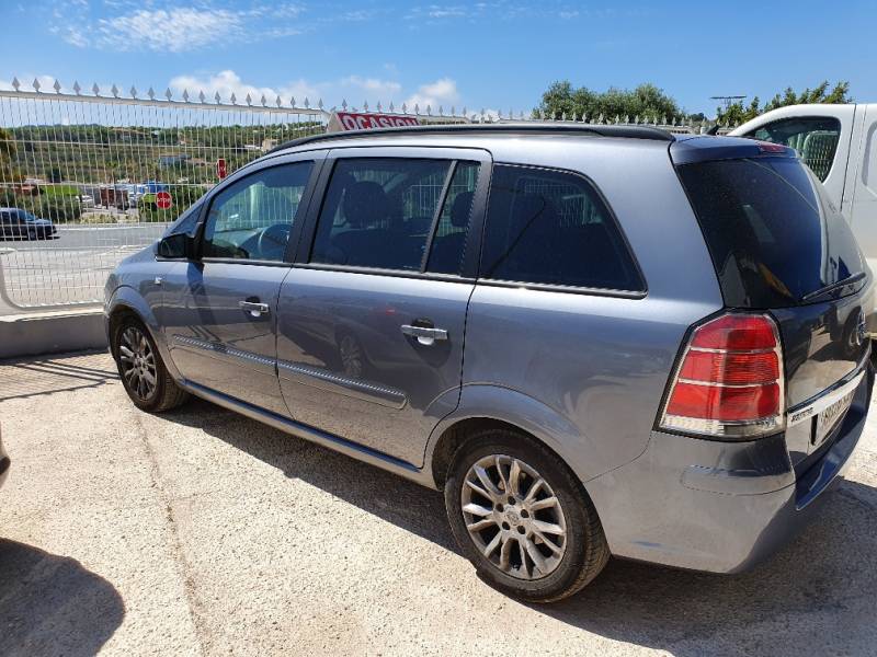 Opel Zafira 2.0 Dti 16v 120CV AUTOMATICO Comfort Opel Zafira 2.0 Dti 16v 120CV AUTOMATICO Comfort