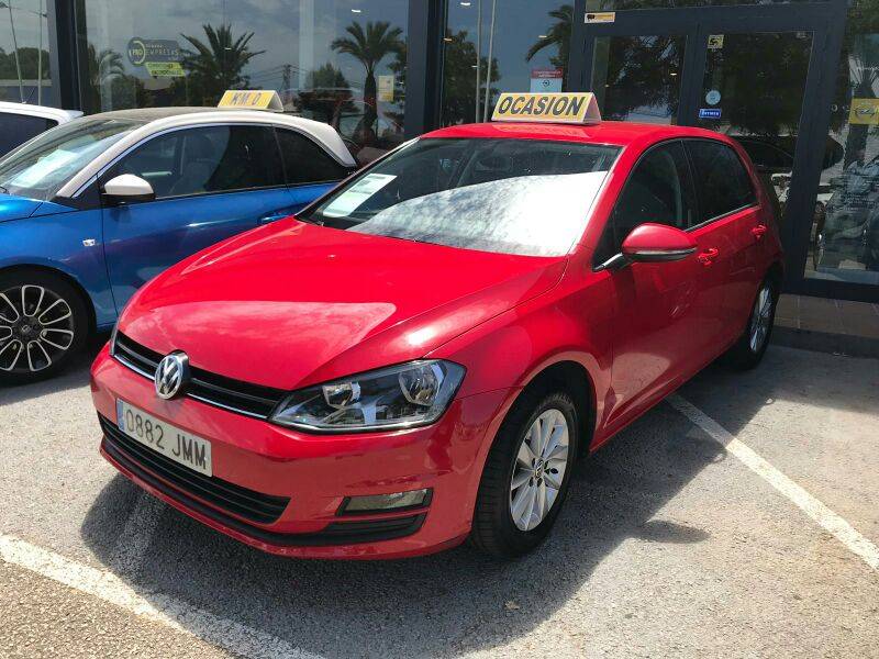 Volkswagen Golf 1.6 TDI 110CV BMT DSG Advance Volkswagen Golf 1.6 TDI 110CV BMT DSG Advance