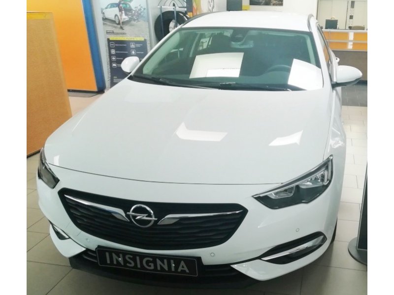 Opel Insignia ST 1.6 CDTi 100kW ecoTEC D Selective Opel Insignia ST 1.6 CDTi 100kW ecoTEC D Selective