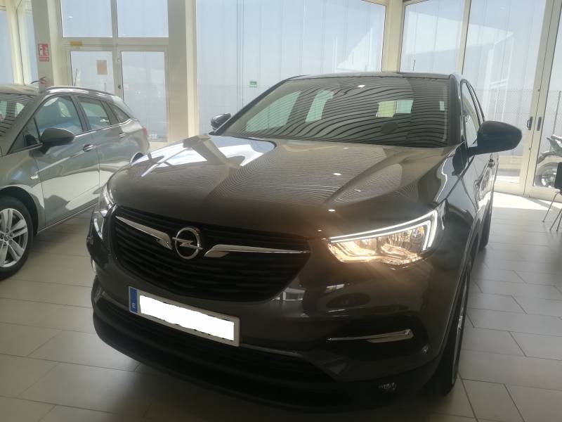 Opel Grandland X 1.6 CDTi Selective Opel Grandland X 1.6 CDTi Selective