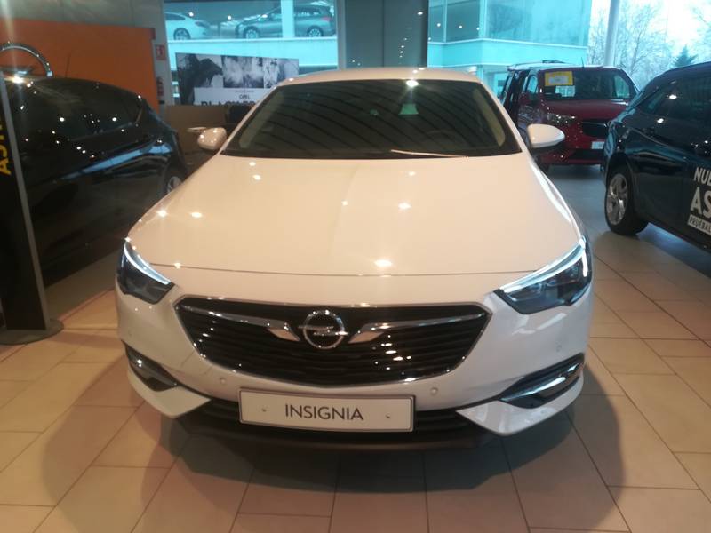 Opel Insignia GS 1.5 Turbo XFL 120 Aniversario Opel Insignia GS 1.5 Turbo XFL 120 Aniversario