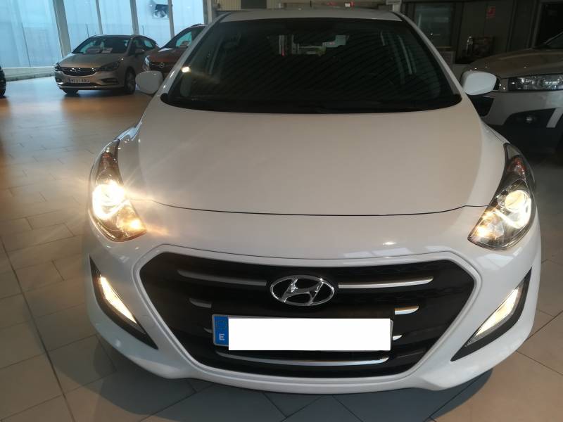 Hyundai i30 1.4 Base Hyundai i30 1.4 Base