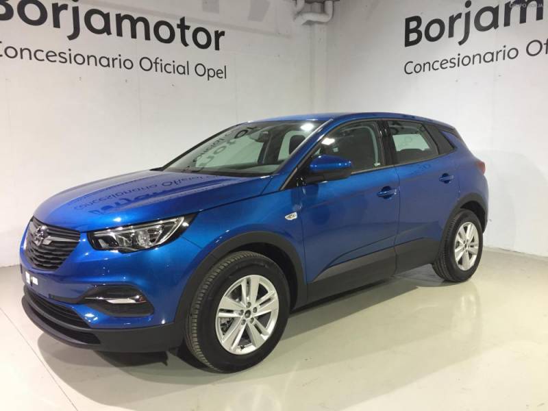 Opel Grandland X 1.2 Turbo Selective Opel Grandland X 1.2 Turbo Selective