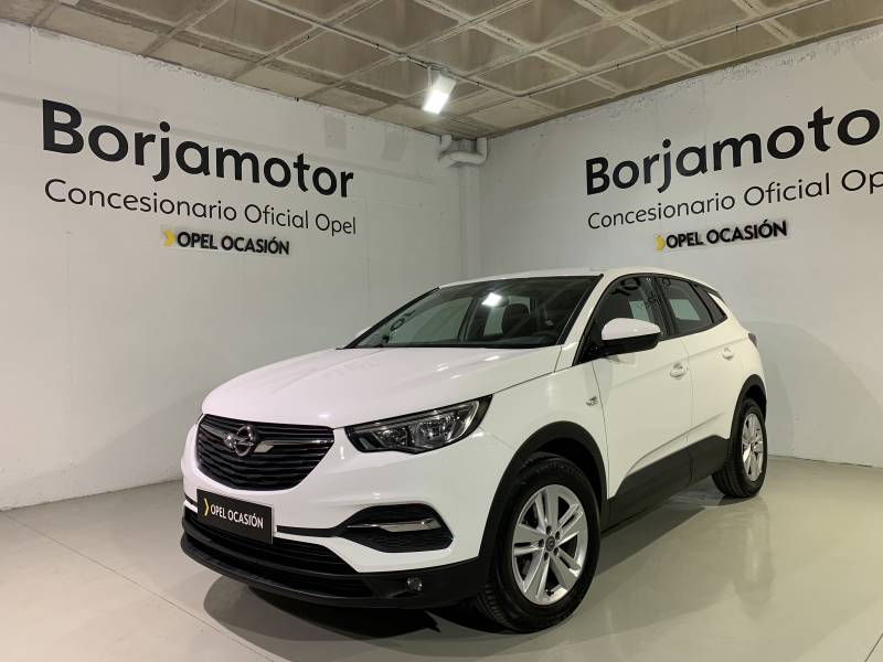 Opel Grandland X 1.2 Turbo Selective Opel Grandland X 1.2 Turbo Selective