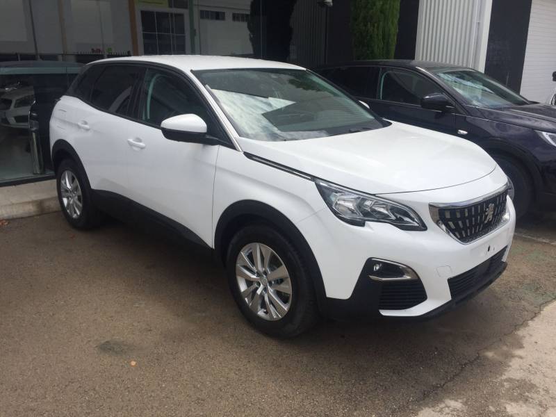 Peugeot 3008 BlueHDi 96kW (130CV) S&S EAT8 Active Peugeot 3008 BlueHDi 96kW (130CV) S&S EAT8 Active
