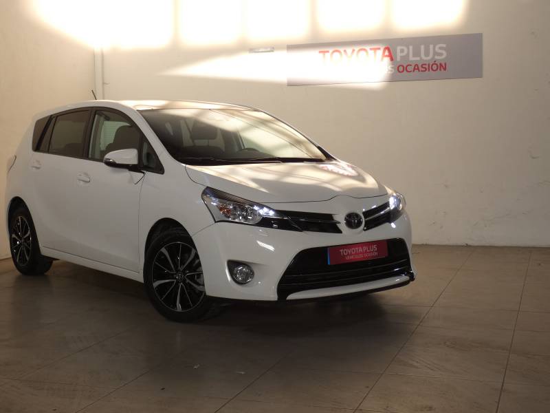 Toyota Verso 1.6 130 7pl. Advance Toyota Verso 1.6 130 7pl. Advance