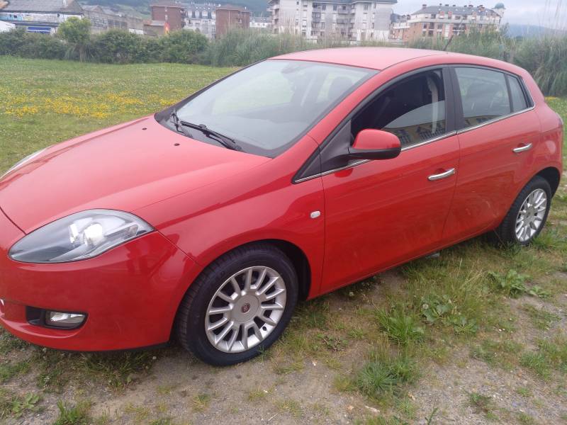 Fiat Bravo 1.4 16v T-Jet 120 CV MTA Dynamic Fiat Bravo 1.4 16v T-Jet 120 CV MTA Dynamic