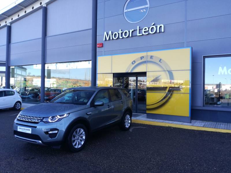 Land Rover Discovery Sport 2.0L TD4 150CV Auto. 4x4 HSE Land Rover Discovery Sport 2.0L TD4 150CV Auto. 4x4 HSE