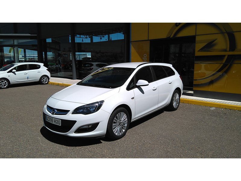 Opel Astra 1.6 CDTi S/S 110 CV ST Selective Opel Astra 1.6 CDTi S/S 110 CV ST Selective