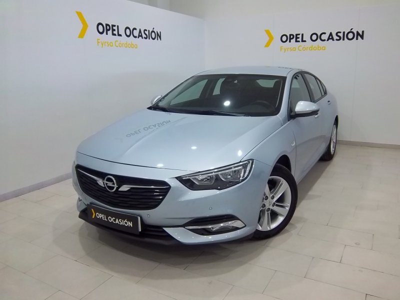 Opel Insignia 1.6 CDTi 100kW S&S TURBO D Selective Opel Insignia 1.6 CDTi 100kW S&S TURBO D Selective