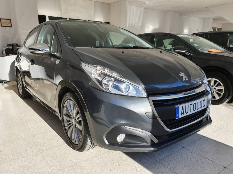 Peugeot 208 5P STYLE 1.6 BlueHDi 55KW (75CV) Style Peugeot 208 5P STYLE 1.6 BlueHDi 55KW (75CV) Style