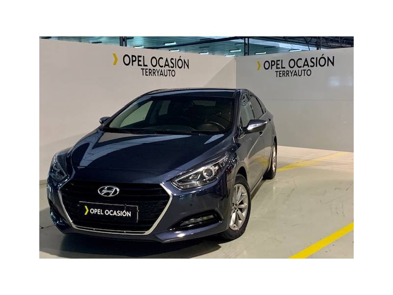 Hyundai i40 1.7 CRDi 85kW (115CV) BlueDrive Cab Hyundai i40 1.7 CRDi 85kW (115CV) BlueDrive Cab
