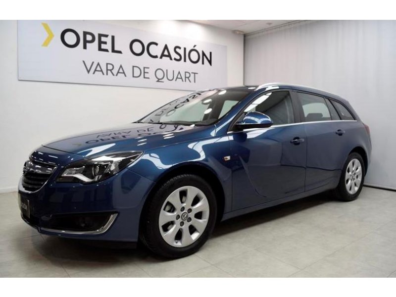 Opel Insignia Sports Tourer ST 1.6 CDTI 120 CV Selective Opel Insignia Sports Tourer ST 1.6 CDTI 120 CV Selective