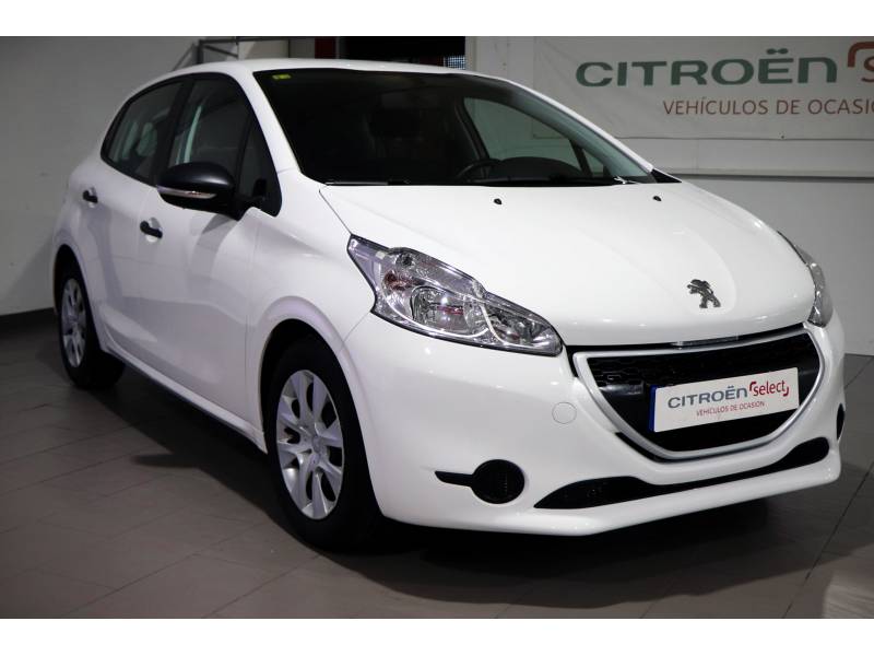 Peugeot 208 5P BUSINESS LINE 1.4 HDi 68 Business Line Peugeot 208 5P BUSINESS LINE 1.4 HDi 68 Business Line