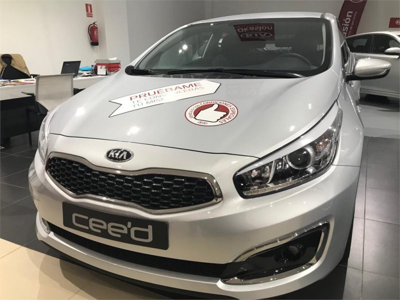 KIA pro_cee'd 1.6 CRDi VGT 136CV Drive KIA pro_cee'd 1.6 CRDi VGT 136CV Drive