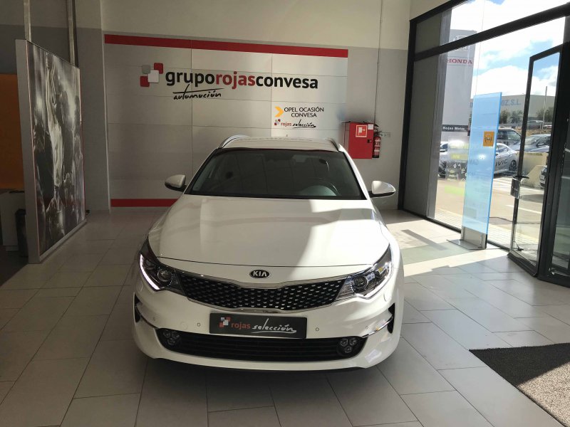 KIA Optima SW 1.7 CRDi VGT DCT Eco-Dynamics Drive KIA Optima SW 1.7 CRDi VGT DCT Eco-Dynamics Drive