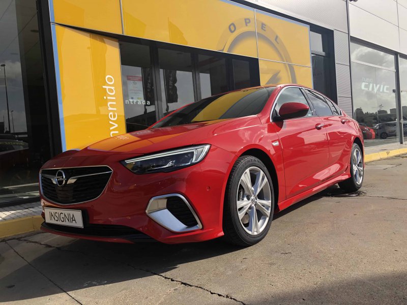 Opel Insignia GS 2.0 CDTi Biturbo 4x4 Auto GSI Opel Insignia GS 2.0 CDTi Biturbo 4x4 Auto GSI