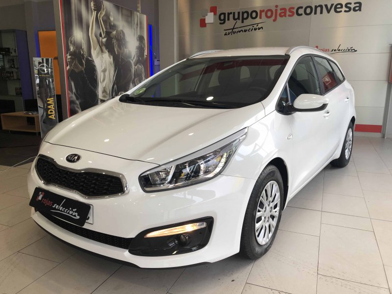 KIA cee'd Sportswagon 1.6 CRDi VGT 81kW (110CV) Business KIA cee'd Sportswagon 1.6 CRDi VGT 81kW (110CV) Business
