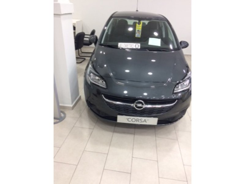 Opel Corsa 1.4 90 CV Selective Opel Corsa 1.4 90 CV Selective
